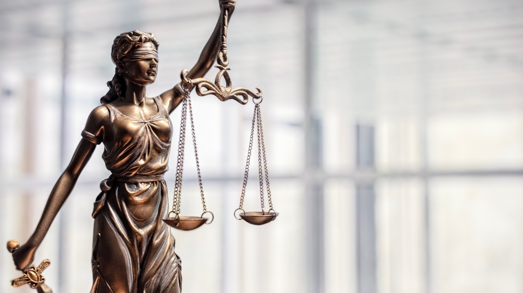 statue of Lady Justice with scales of justice
